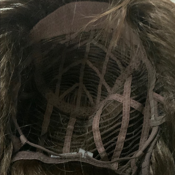 Revlon Brown Layered Hair with Sleek Face-Framing Layers - Picture 12 of 12